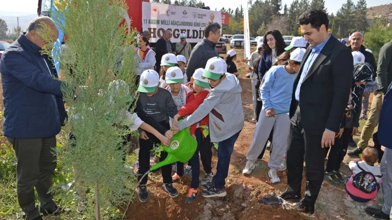 Gölbaşı’nda Geleceğe Nefes, Cumhuriyete Nefes!